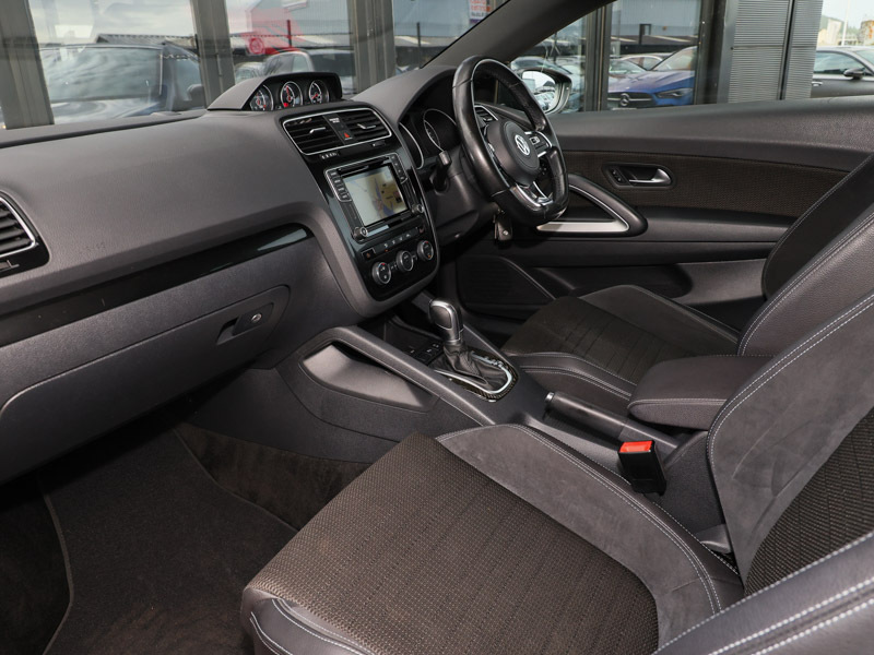 Volkswagen Scirocco 2.0 Tsi 180 Bluemotion Tech Gt Dsg Grey #5