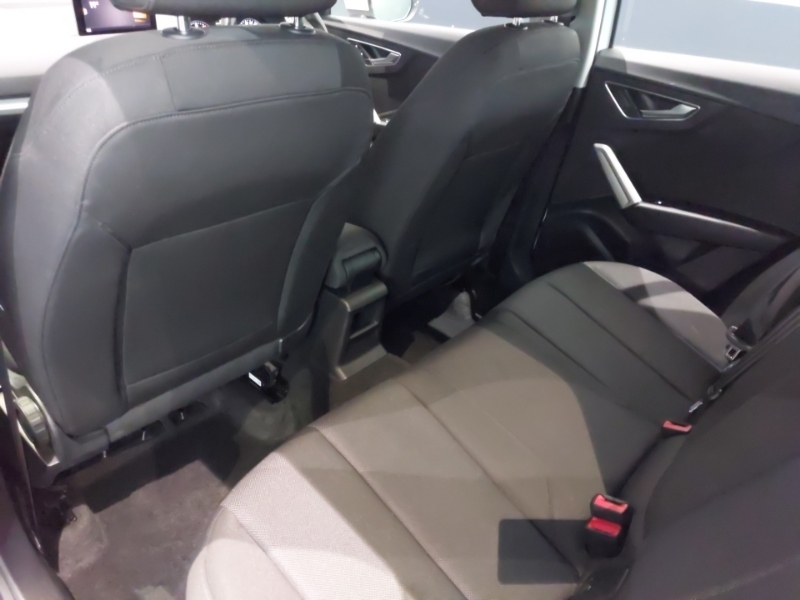 Audi Q2 30 Tfsi Technik MD21UKC White #6