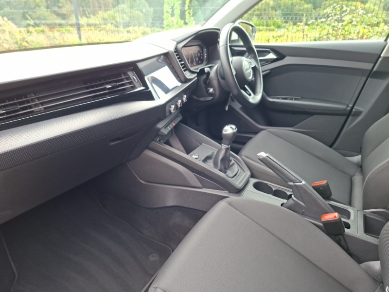 Audi A1 25 Tfsi Technik White #5