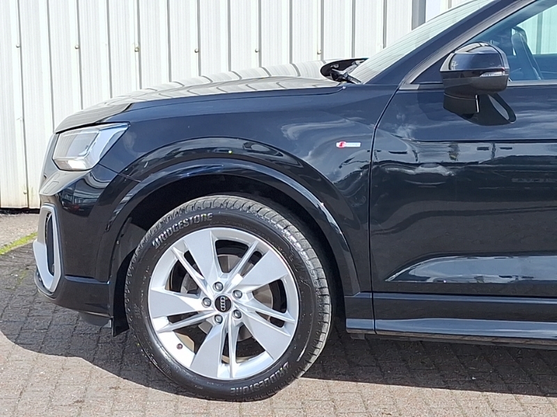 Audi Q2 S Line Black #19