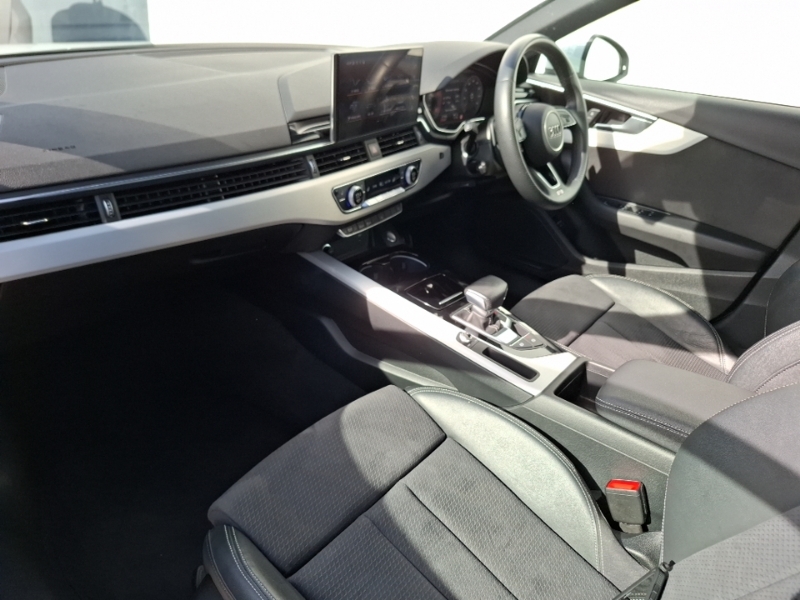 Audi A4 40 Tfsi 204 S Line S Tronic White #5