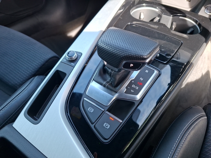 Audi A5 40 Tfsi 204 Black Edition S Tronic 2022 White #17