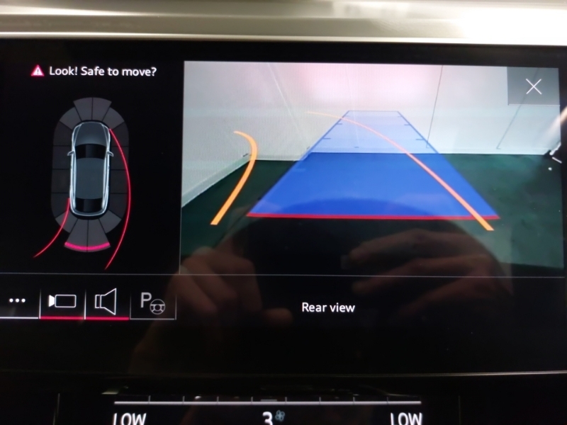 Audi E-tron Technik Suv Black #9