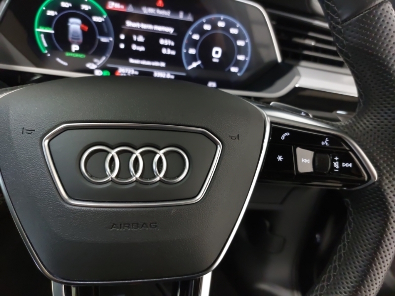 Audi E-tron Technik Suv Black #13