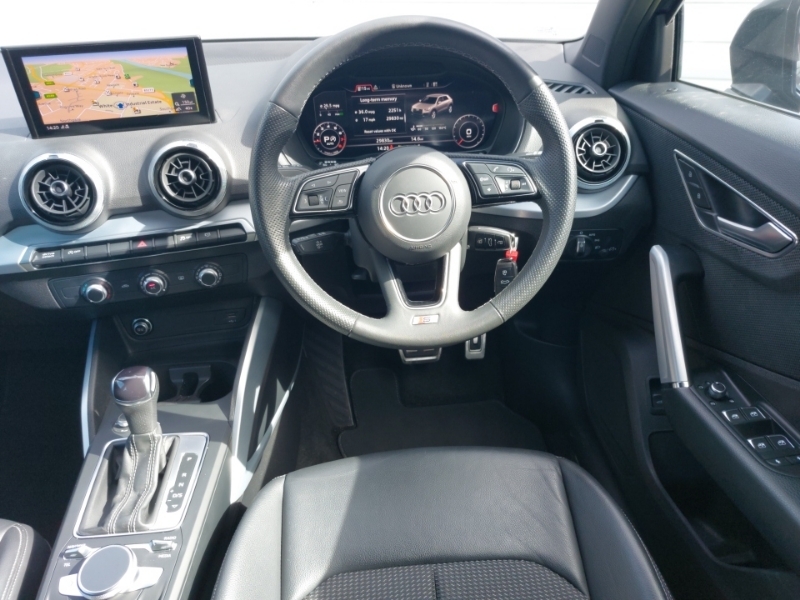 Audi Q2 35 Tfsi Sport S Tronic Black #8