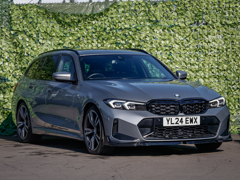 BMW 3 Series 320I M Sport Black #1