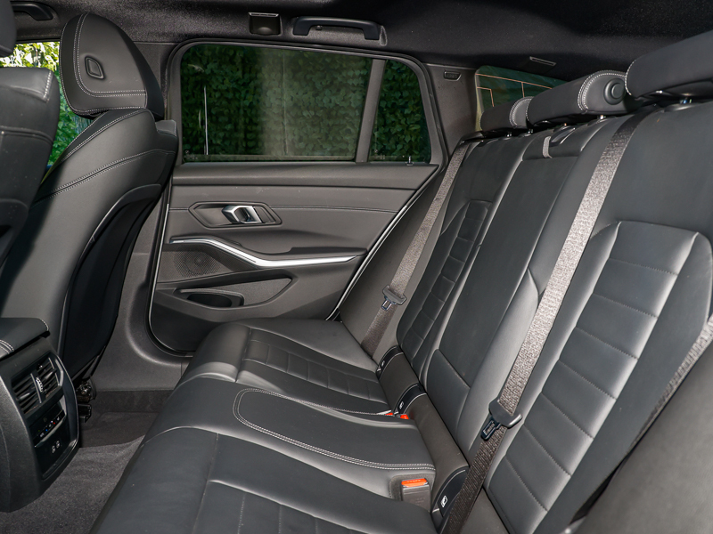 BMW 3 Series 320I M Sport Black #12