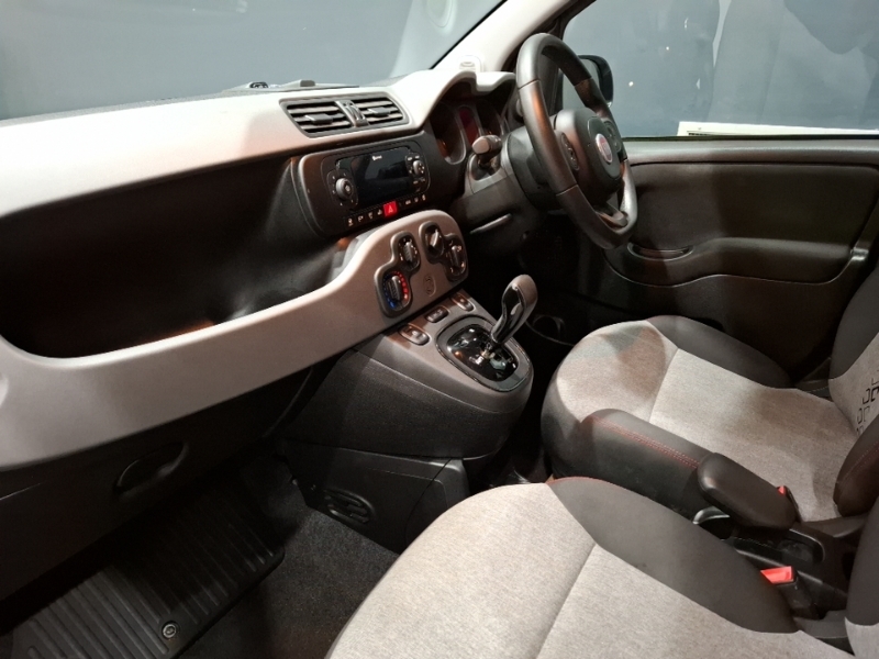 Fiat Panda 0.9 Twinair 85 Lounge Dualogic Black #5