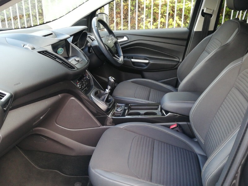 Ford Kuga 1.5 Ecoboost Titanium 2Wd Grey #5