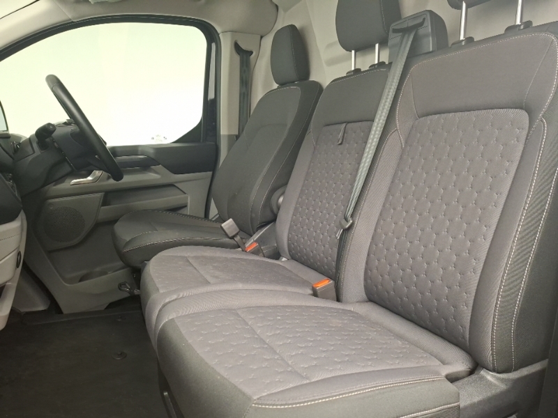 Ford Transit Custom 2.5 Phev 232Ps H1 Van Limited Black #5
