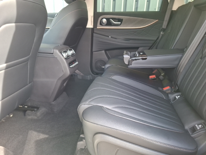 JAECOO 8 1.5T Shs-p Luxury 7 Seater White #6