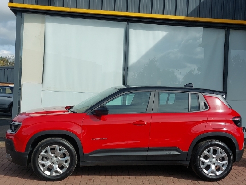 Jeep Avenger 1.2 E-hybrid Altitude Dct Red #4