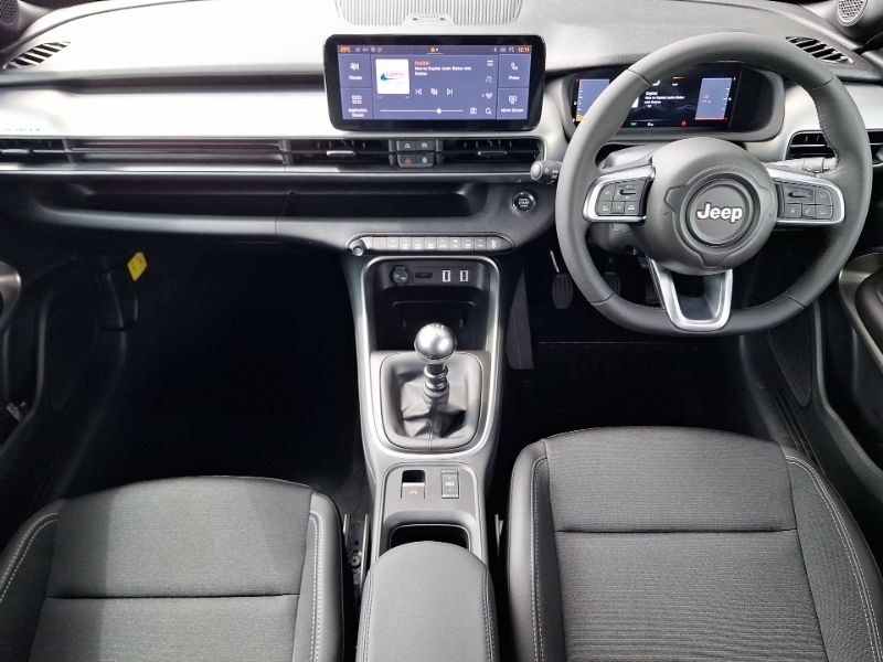 Jeep Avenger 1.2 E-hybrid Summit Dct White #3