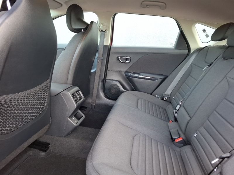 Kia K4 1.0T-gdi 115 48V Pure Red #6