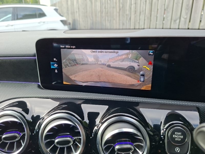 Mercedes-Benz A Class 1.5 A180d Sport White #9