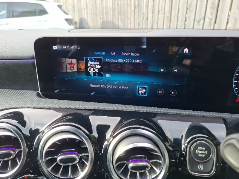 Mercedes-Benz A Class 1.5 A180d Sport White #11