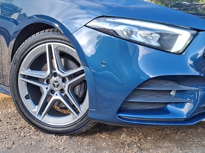 Mercedes-Benz A Class 1.5 A180d Sport White #20