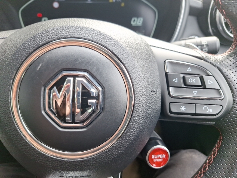 MG HS 1.5 T-gdi Trophy Dct Euro 6 Ss Black #13