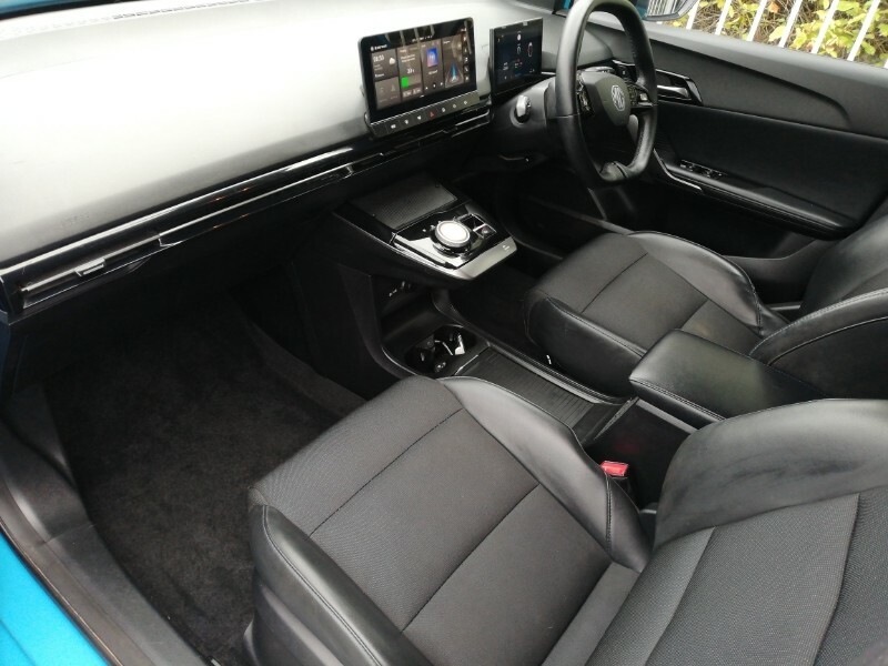 MG MG4 51Kwh Se Black #5