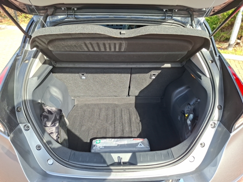Nissan Leaf 110Kw Tekna 39Kwh Blue #17