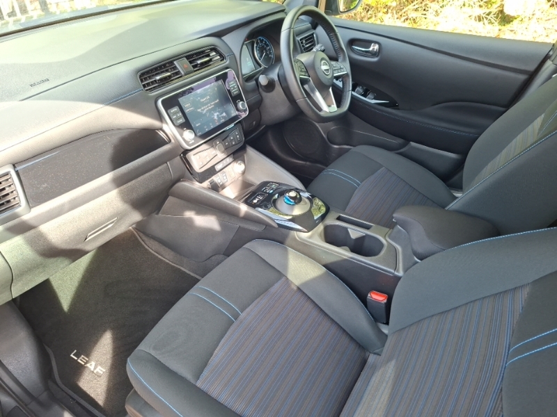 Nissan Leaf 110Kw N-connecta 39Kwh Grey #5