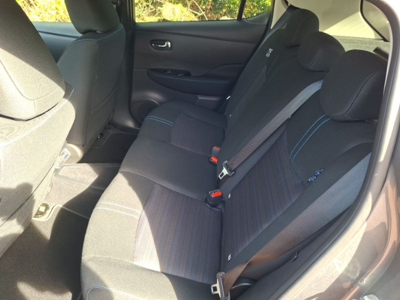 Nissan Leaf 110Kw N-connecta 39Kwh Grey #6