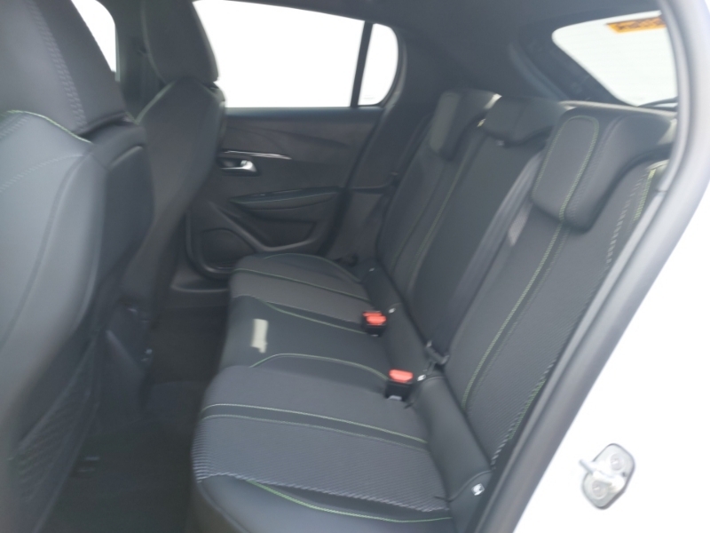 Peugeot e-208 100Kw Gt 50Kwh White #6