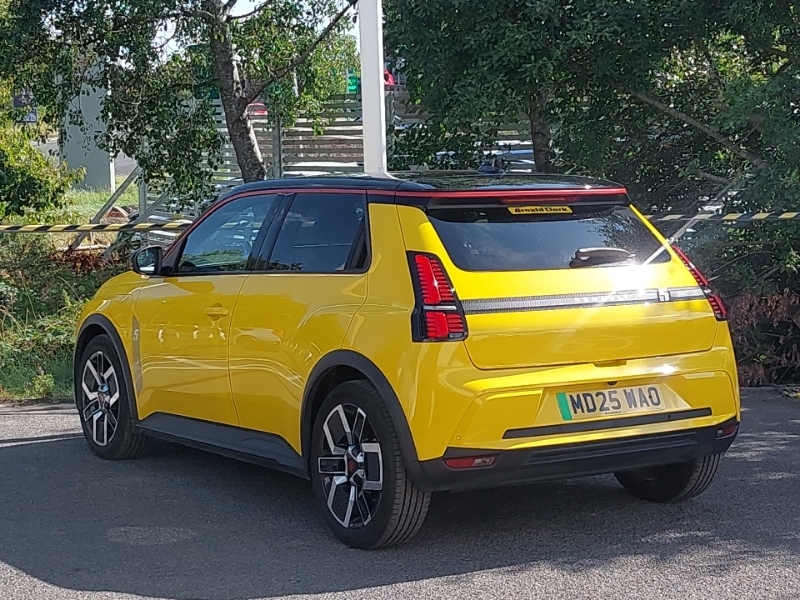 Renault 5 E-Tech 110Kw Techno Comfort Range 52Kwh Yellow #2