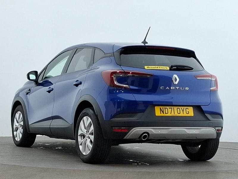 Renault Captur 1.3 Tce 140 Iconic Edc Blue #2