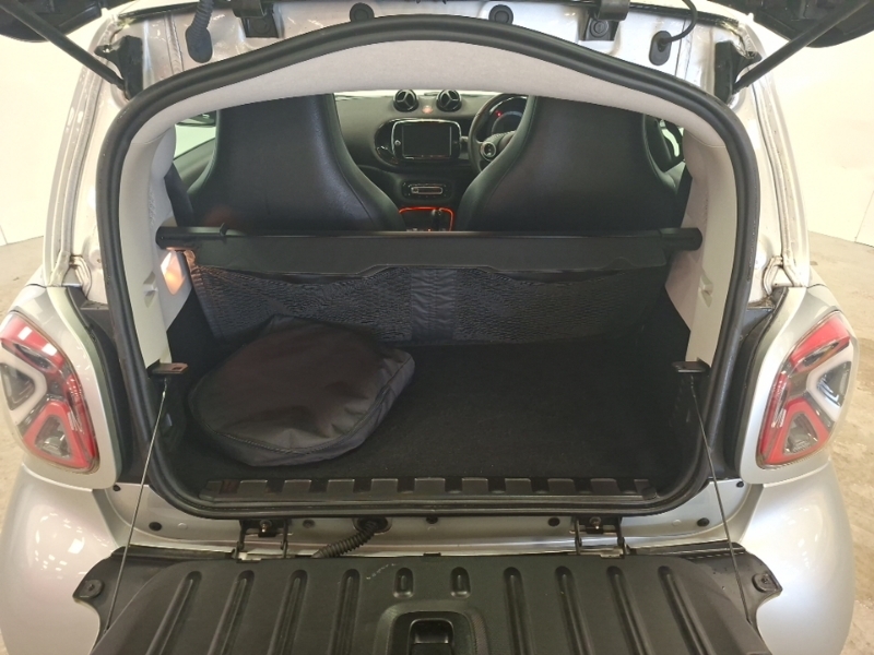 Smart Fortwo Coupe Eq Fortwo Pulse Premium Black #18