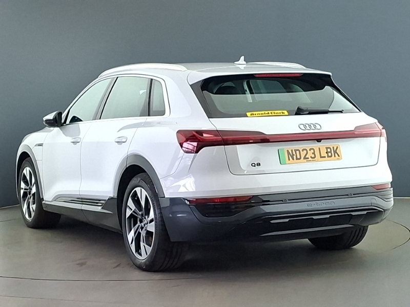 Audi Q8 e tron 250Kw 50 Quattro 95Kwh Sport White #2
