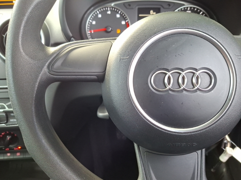 Audi A1 1.0 Tfsi Se Black