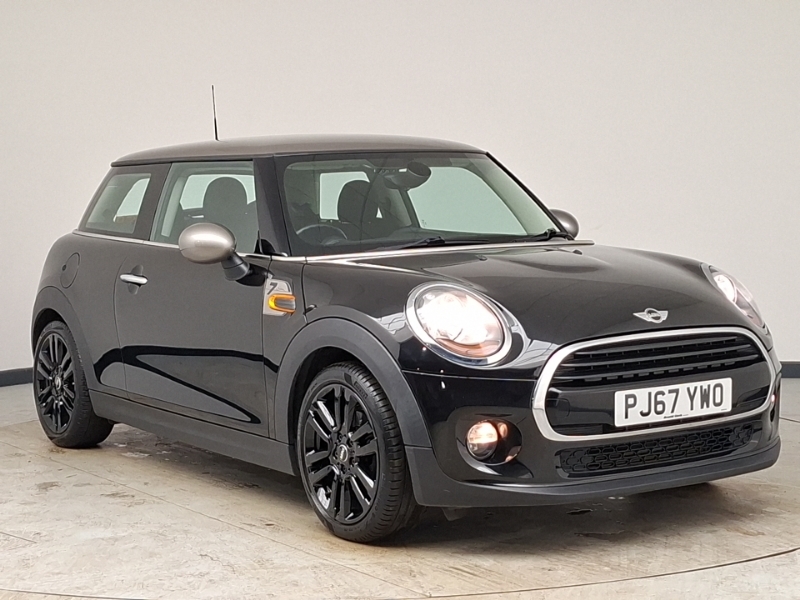 Mini Hatch 1.5 Cooper Seven Black