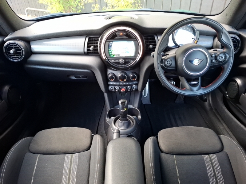 Mini Convertible 1.5 Cooper Sport II Green #3