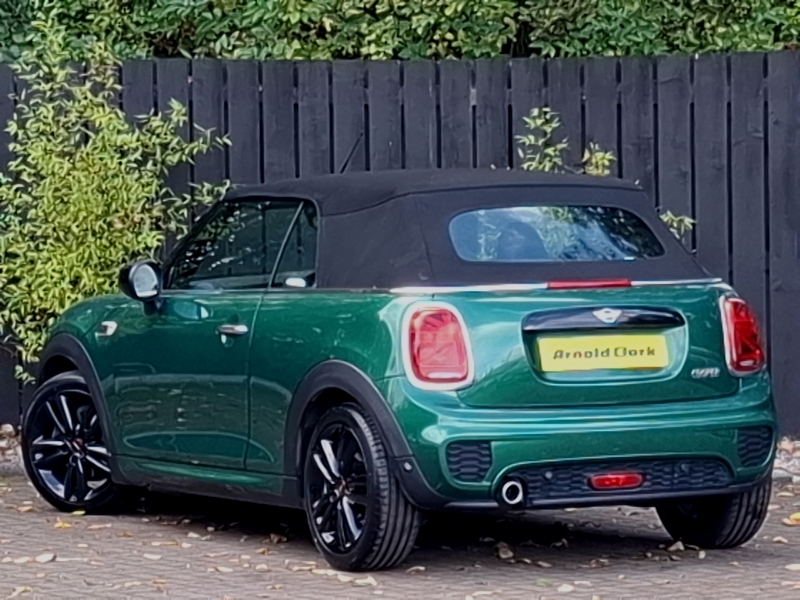 Mini Convertible 1.5 Cooper Sport II Green #2