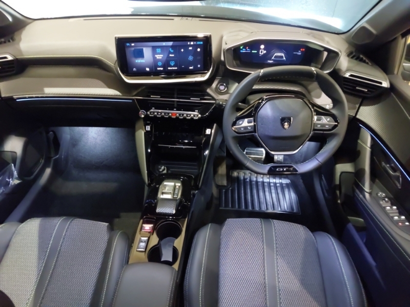 Peugeot e-208 100Kw Gt 50Kwh Black #3