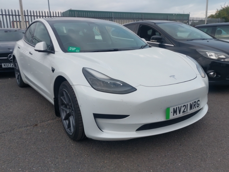 Tesla Model 3 Long Range Awd White