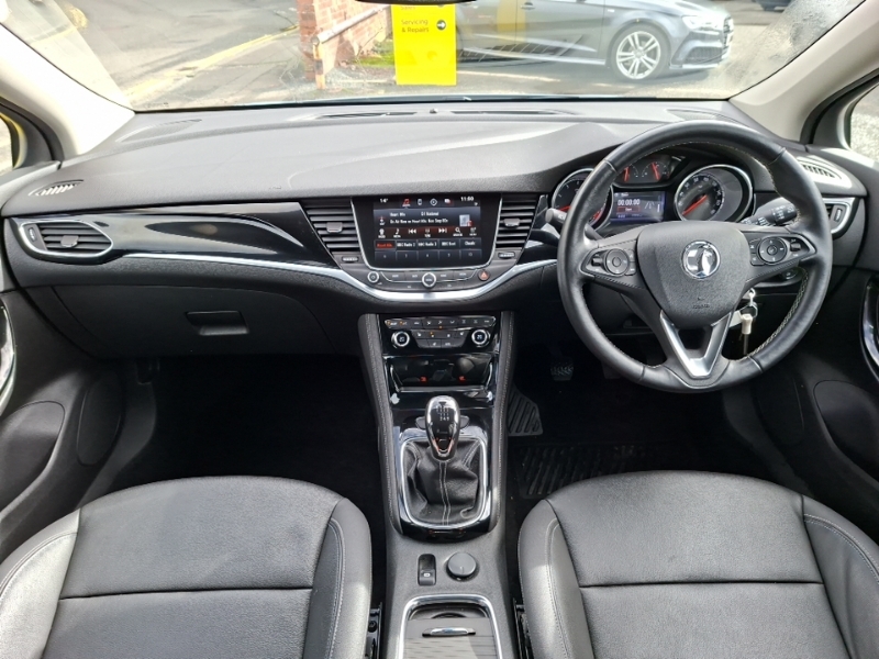Vauxhall Astra 1.4T 16V 150 Elite Nav Silver #3
