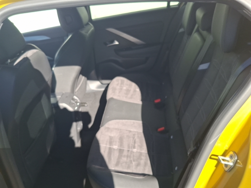 Vauxhall Astra 1.2 Turbo 130 Ultimate Yellow #6