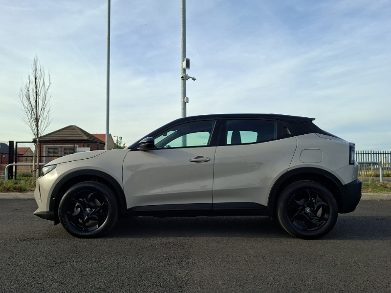 Alfa Romeo Junior 1.2 Turbo Ibrida Beige #4
