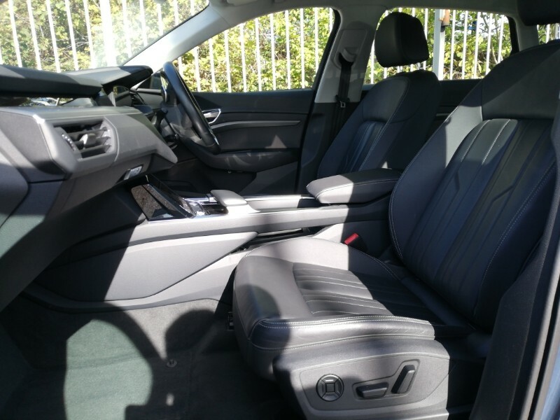 Audi Q8 e tron 250Kw 50 Quattro 95Kwh Sport Blue #5