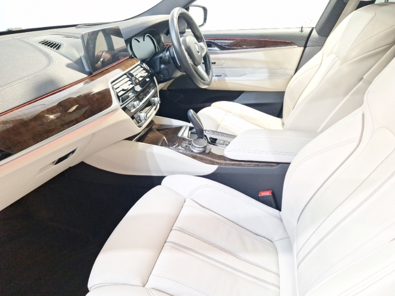 BMW 6 Series 640I Xdrive M Sport Black #5