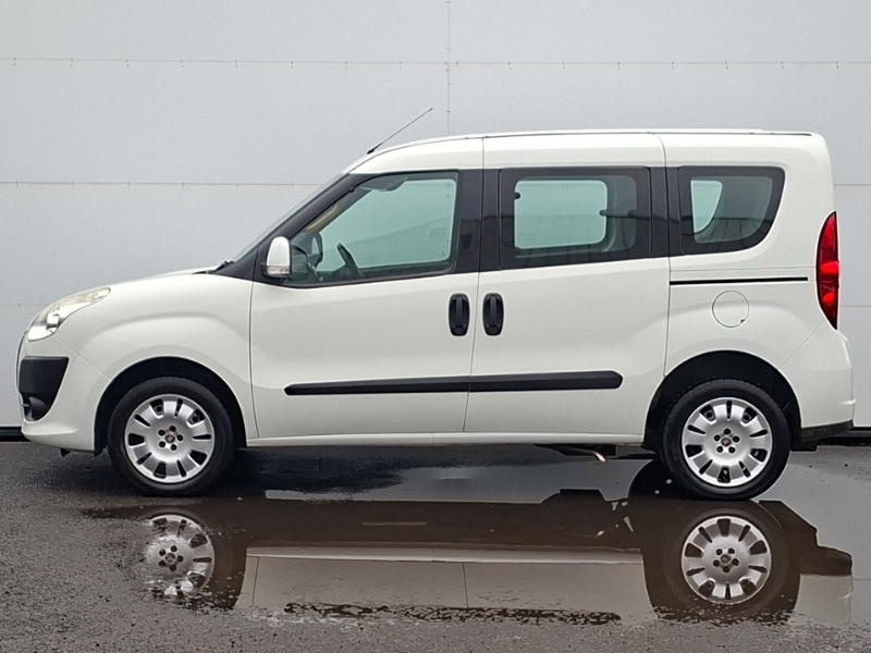 Fiat Doblo 1.4 16V Mylife White #4