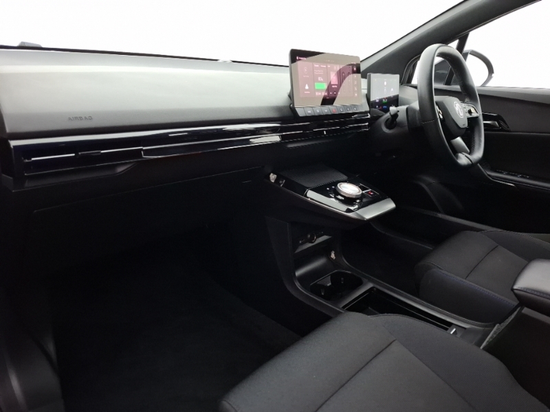MG MG4 150Kw Se Ev Long Range 64Kwh Black #5