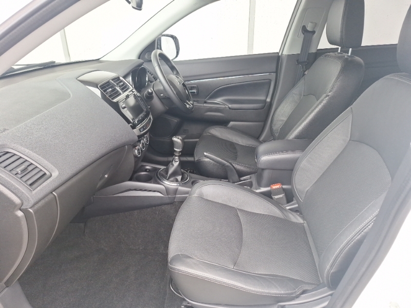 Mitsubishi ASX 1.6 4 4Wd White #5