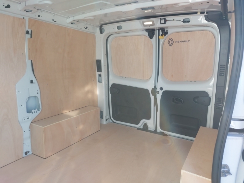 Renault Trafic Sl30 Blue Dci 130 Extra Safety Van White #5