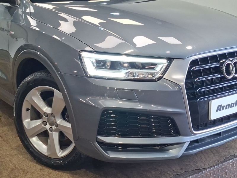 Audi Q3 Black Edition 1.4 Tfsi Cylinder On Demand 150 Ps S  #20