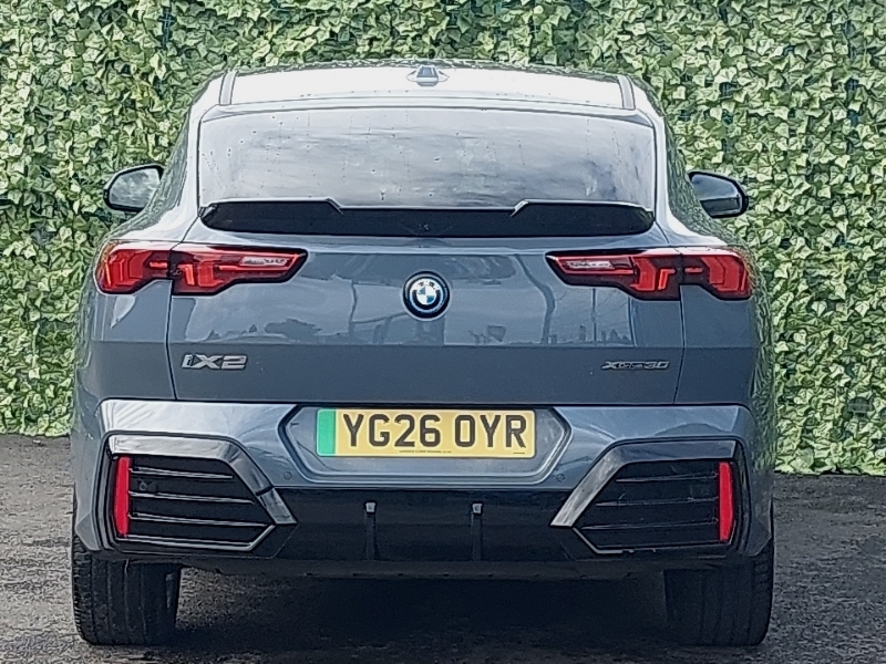 BMW iX2 150Kw Edrive20 Shadow Edition 65Kwh White #15