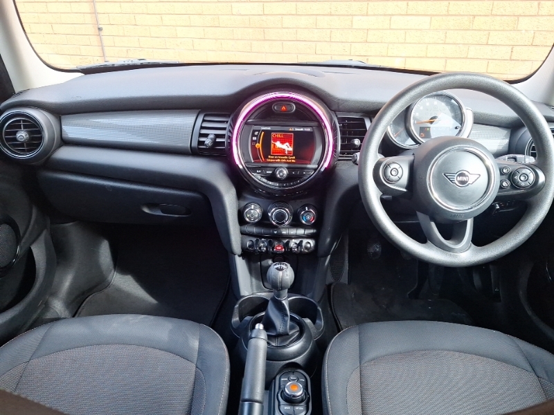 Mini Hatch 1.5 Cooper Classic II White #3