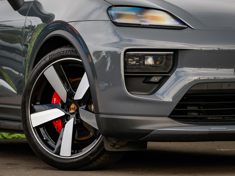 Porsche Macan 100Kwh Suv 360 Ps Blue #19